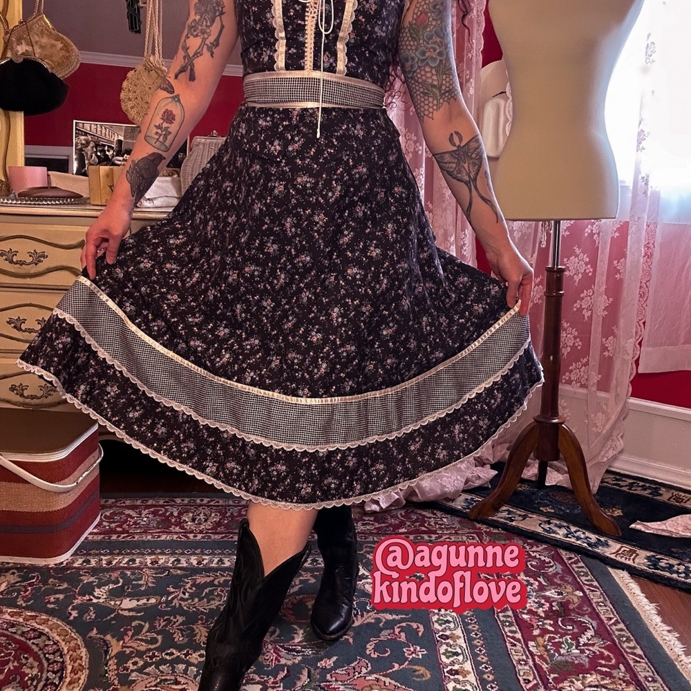 Gold Label Gunne Sax peplum dress 👗